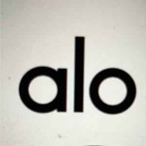 Alo unlisted items for live show please listen to show for details‎ sold as is